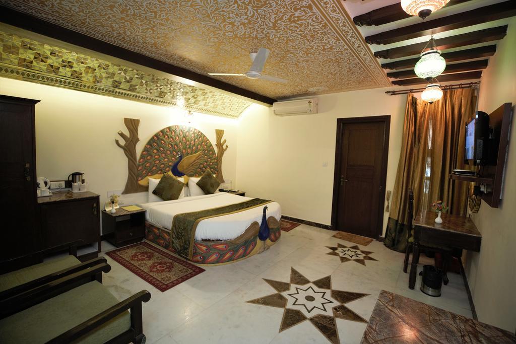 Nahargarh Haveli-Near Train Station Metro Hotel Jaipur Buitenkant foto