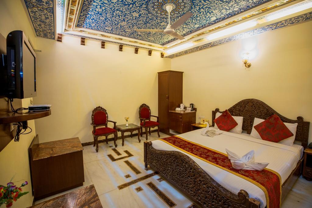 Nahargarh Haveli-Near Train Station Metro Hotel Jaipur Buitenkant foto