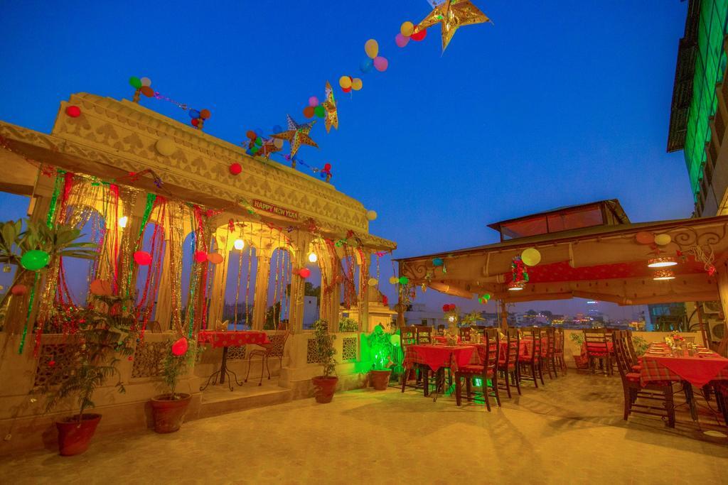 Nahargarh Haveli-Near Train Station Metro Hotel Jaipur Buitenkant foto