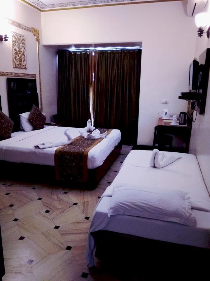 Nahargarh Haveli-Near Train Station Metro Hotel Jaipur Buitenkant foto