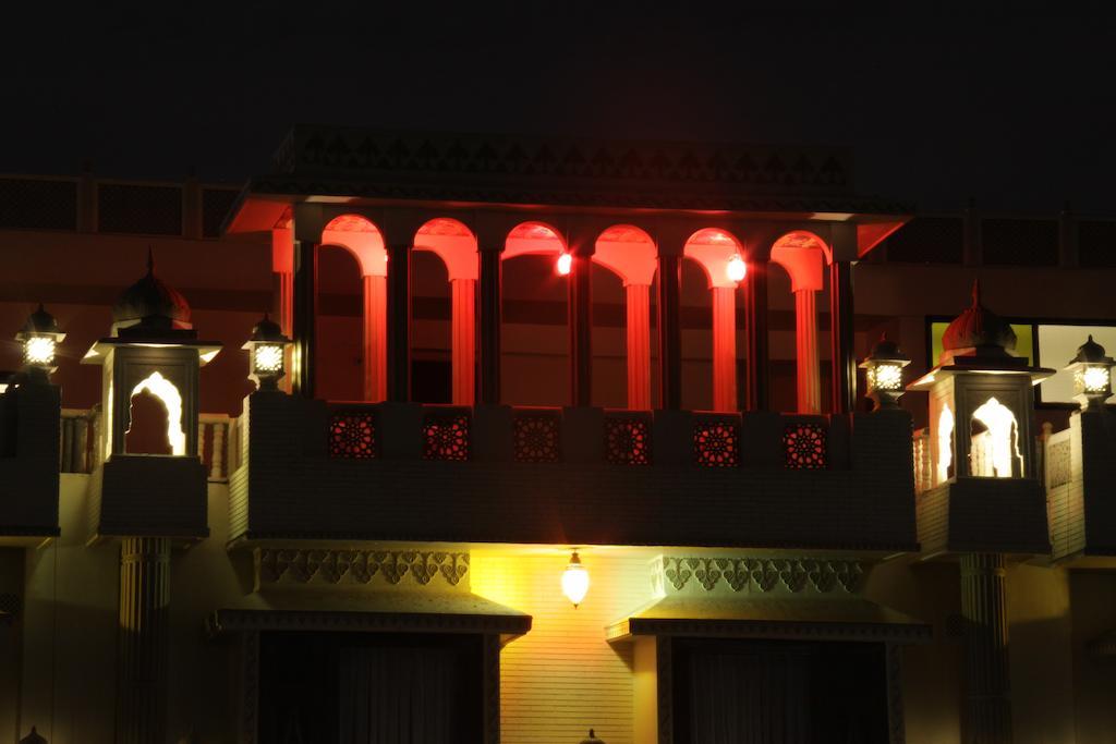 Nahargarh Haveli-Near Train Station Metro Hotel Jaipur Buitenkant foto