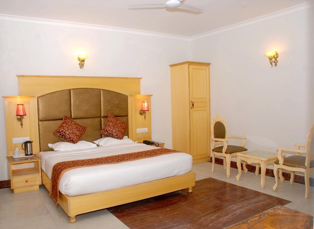 Nahargarh Haveli-Near Train Station Metro Hotel Jaipur Buitenkant foto